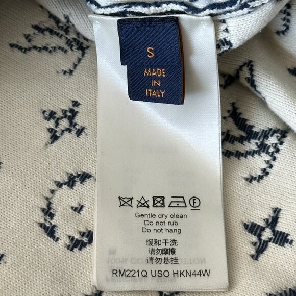 Louis Vuitton Blue & White Gradient Monogram Sweater - Picture 4 of 8